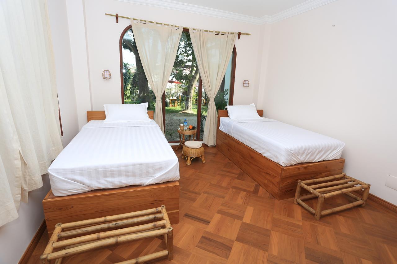 Mango Hill Inn Yangon Exterior photo