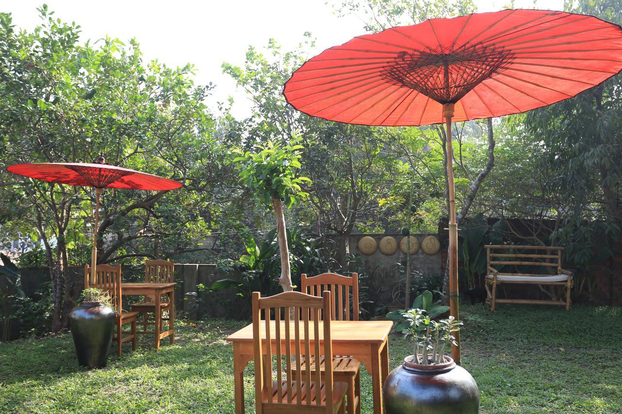 Mango Hill Inn Yangon Exterior photo