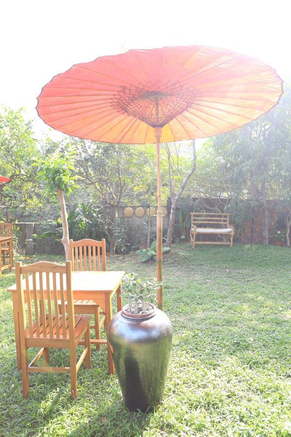 Mango Hill Inn Yangon Exterior photo
