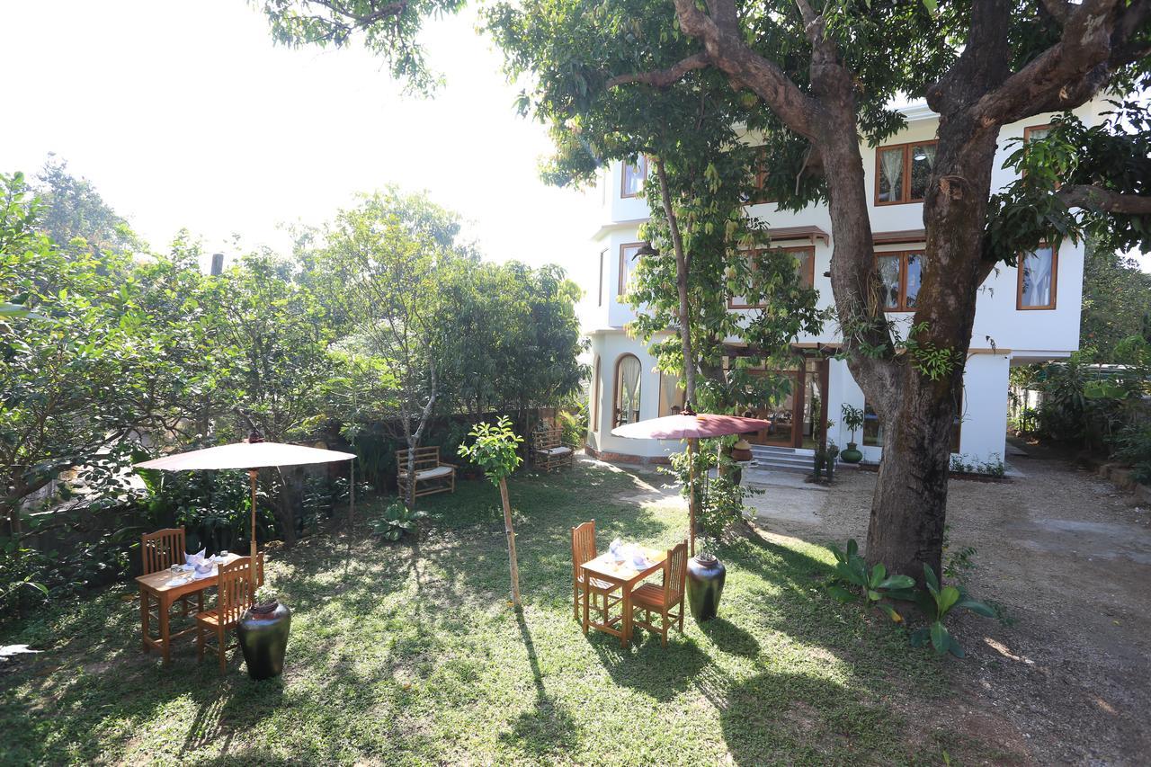 Mango Hill Inn Yangon Exterior photo