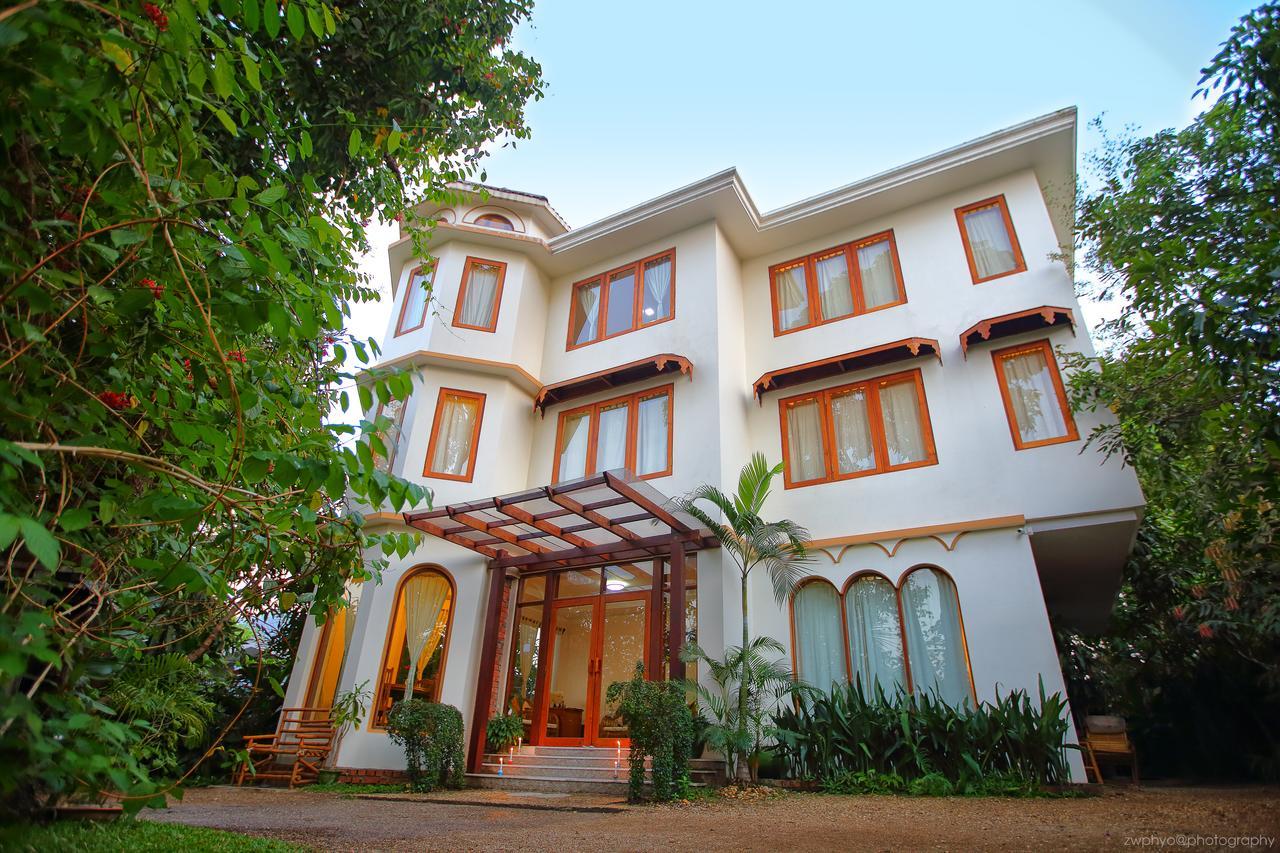 Mango Hill Inn Yangon Exterior photo