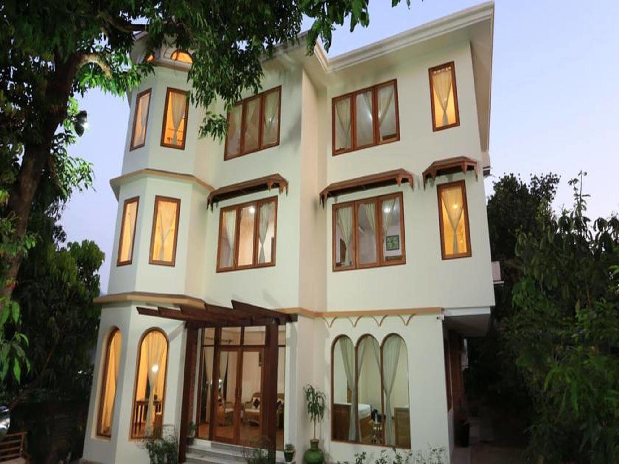 Mango Hill Inn Yangon Exterior photo